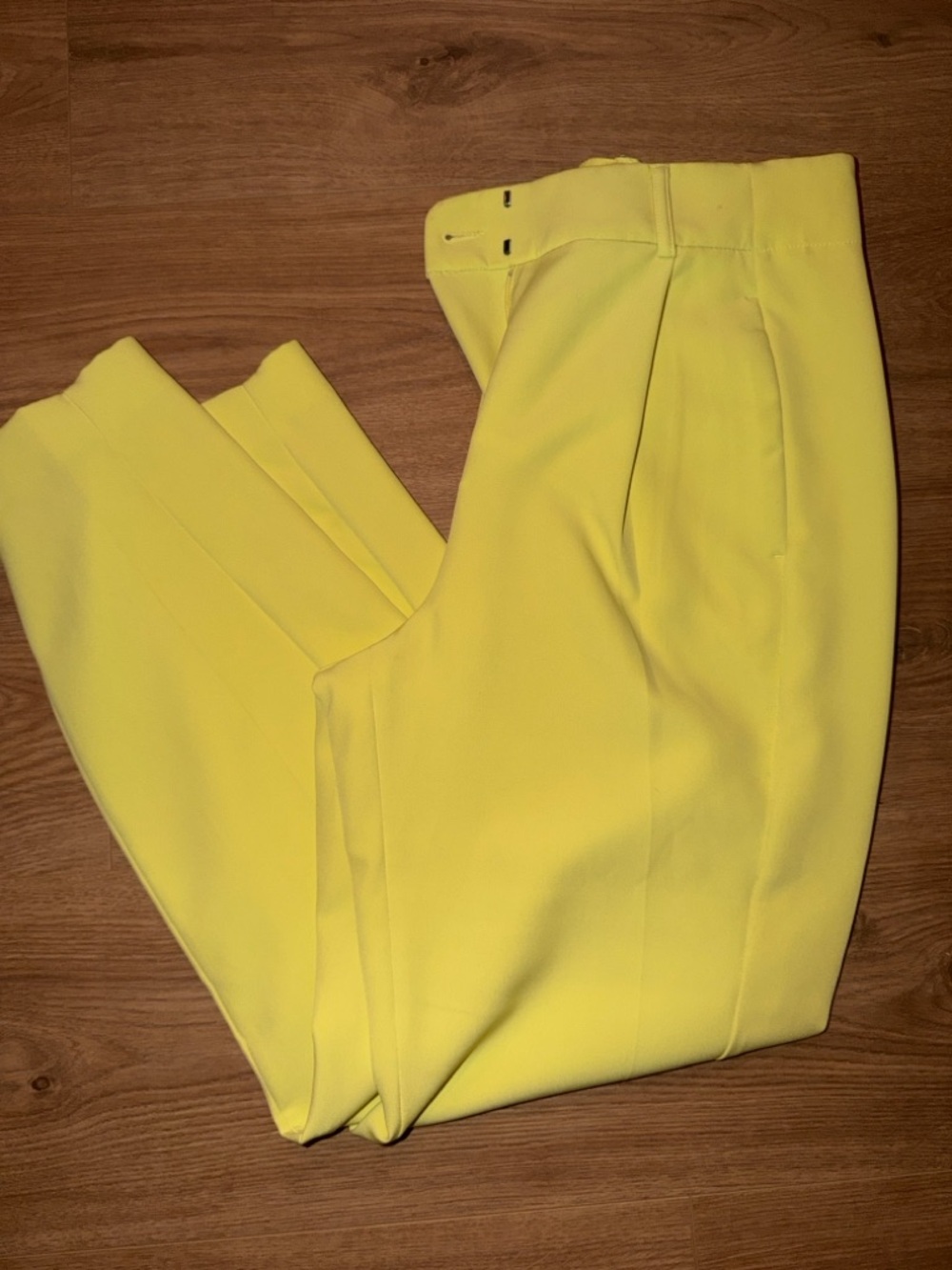 Express Bright Yellow High-Waisted Cropped Trousers - Picture 8 of 8